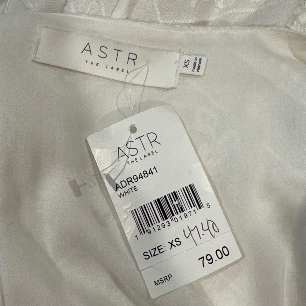 Astr White Lace Dress - Picture 8 of 11